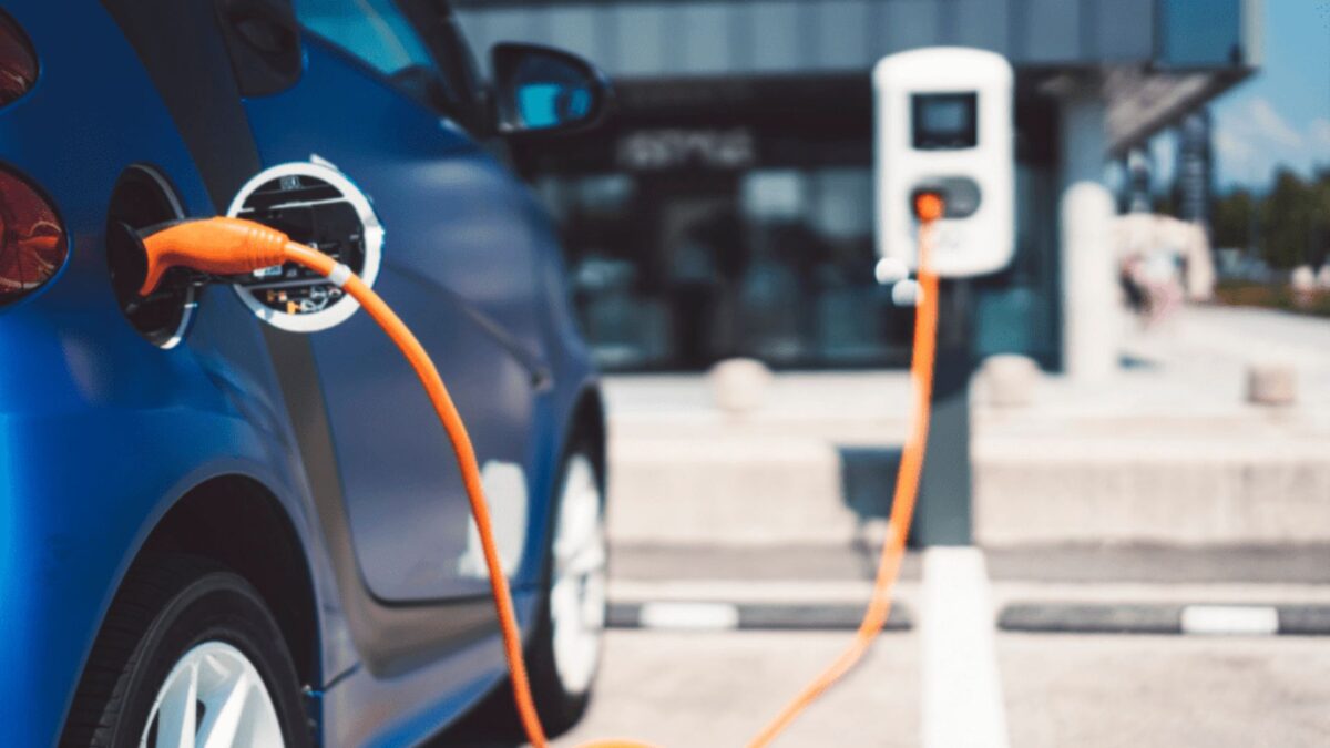 Total Cost Of Conversion From Petrol To Electric Car - Carandbike24